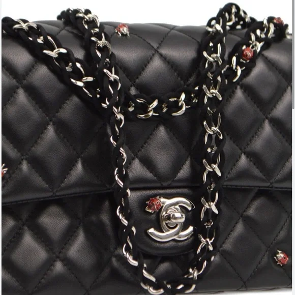 Chanel Lady bug black quilted lambskin 2010 Medium Flap bag with Serial sticker - Picture 2 of 13